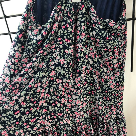 Abercrombie Dress - Picture 5 of 5